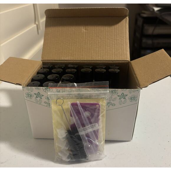 18 Pk, Amber, 10 ml Glass Roll-on Bottles , Stainless Steel Roller‎ + Tools - Picture 3 of 5